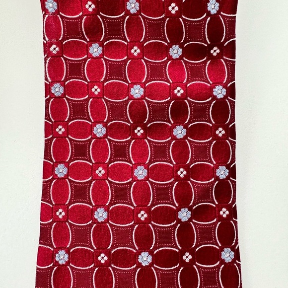 Faconnable 100% Italian Silk Tie Red Blue‎ White Floral Men's Long NWOT - Picture 5 of 6